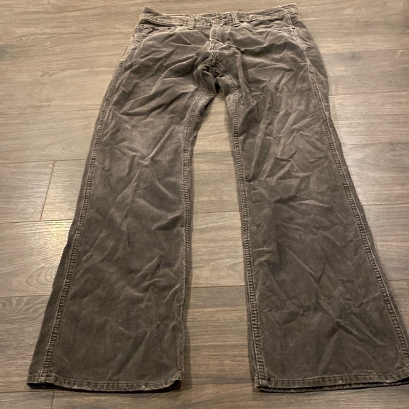 American Eagle Outfitters Other - American eagle gray corduroy pants size 31x32 GC 9:7